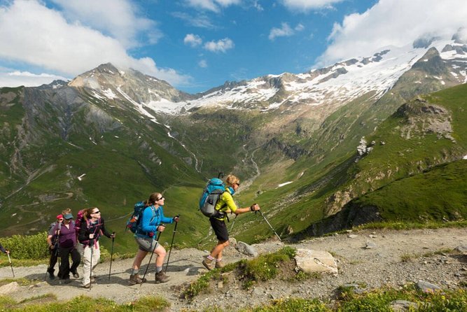 1 day CARPATHIAN PEAKS & CHALETS hike - Key points before you go