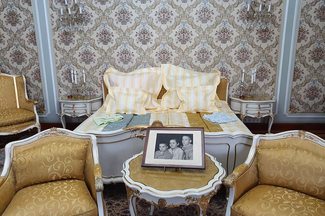 10 h Ceausescu Communism Private Tour in Bucharest plus Dracula's Grave - Snagov Monastery: Dracula’s grave, plus a real island setting