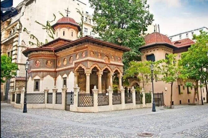 2h Bucharest Private Tour by Car - Ceausescu Mansion: a short pause with strong political context