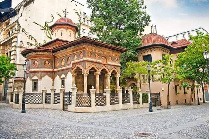 3h Bucharest Private Walking Tour - only your group - Meeting your guide at a central hotel, then keeping it personal