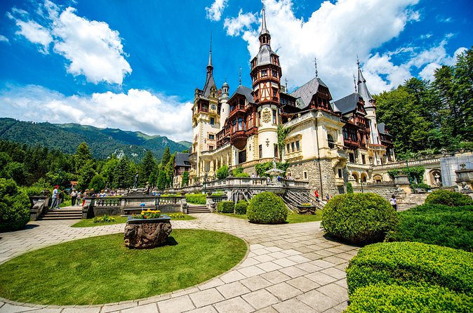 4-Day Inside Transylvania & Transfagarasan Tour from Bucharest - Biertan fortified church, a calmer stop with big fortification vibes