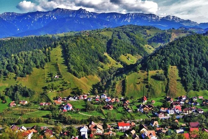 4-Day Private Tour in Transylvania from Bucharest - Day 3: Malancrav murals, Biertan fortified walls, and Sibiu’s cathedral squares