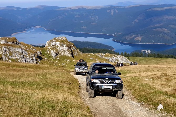 4x4 Driving Experience at Flying Altitudes - 7 Days - Day 5: Transalpina, The Devil’s Pathway, Vidra Lake, and Marginimea Sibiului Food Stops
