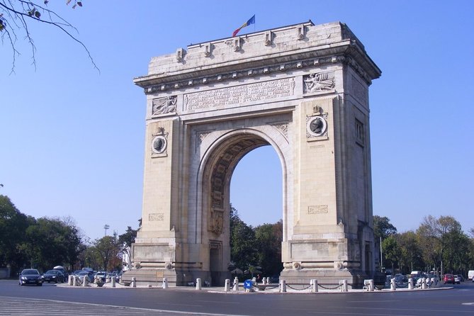 5 Days Private Tour in Romania from Bucharest to Transylvania - How the private guide makes Bucharest feel manageable