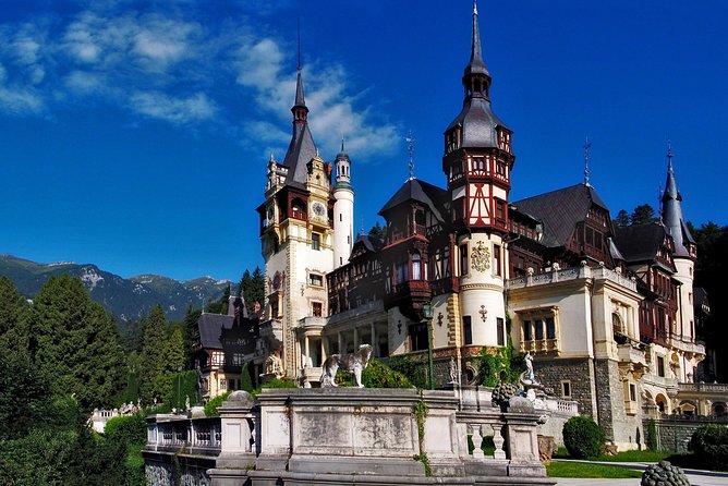 6 Days Transylvania and Bukovina Small Group Tour from Bucharest - Marginea black ceramic and buying like a local