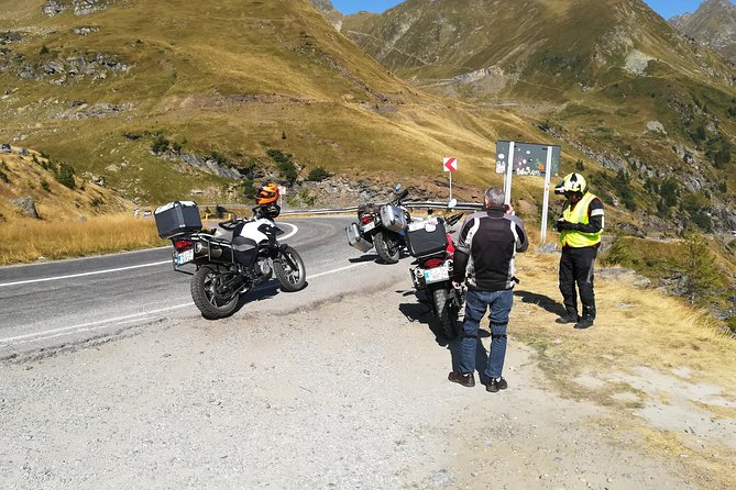 650cc Motorbike Rental from Turda - Practicalities on the road: fuel, parking, and tickets