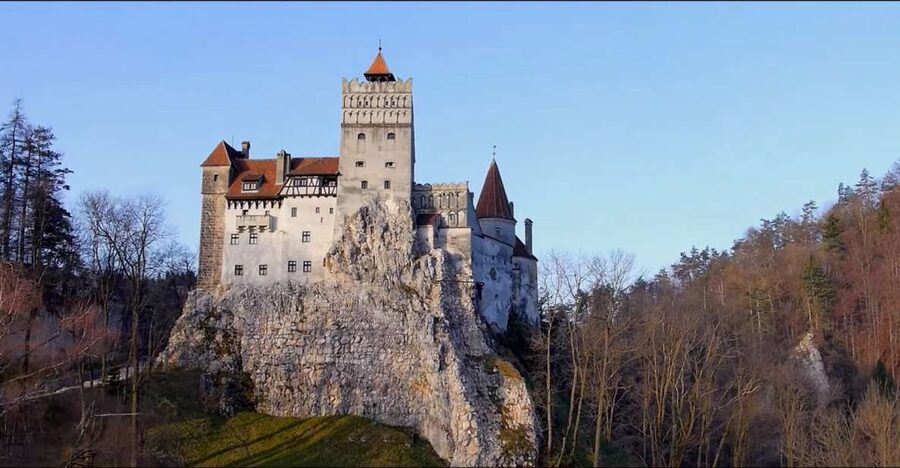 7h Dracula's Castle Private Tour from Bucharest - Fast Tour - Private Guide Quality: When Names Like Daniel and Alex Matter