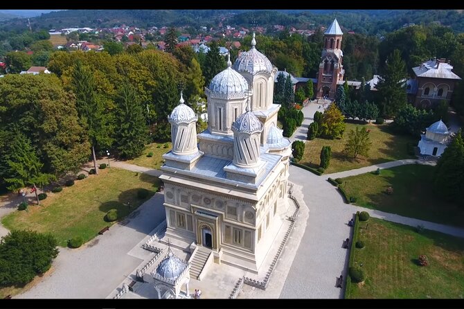 8 Days Private Romania Tour from Bucharest - Day 3: Sapanta’s Merry Cemetery, communist memory, and Sapanta-Peri’s wooden church
