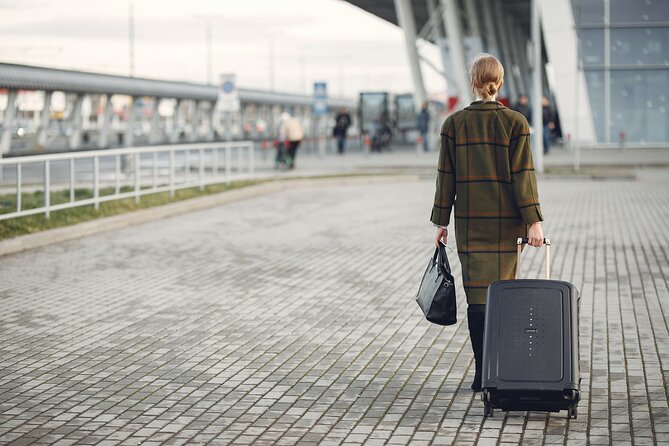 Airport transfer Otopeni to Bucharest - Key highlights