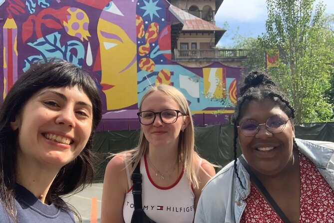 Alternative Bucharest: 2.5-3 Hours Walking tour (Small groups) - Stop 2: The University of Sociology Murals and Public Ideas