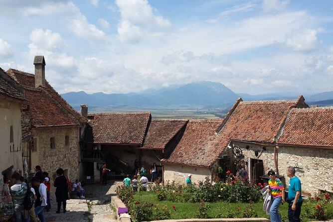 Brasov: Bears Sanctuary, Rasnov Fortress, Bran Castle GUIDED Tour - Stop 3: Râșnov Citadel, lower fortress route, and panoramic platform