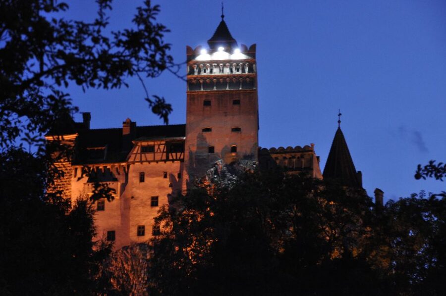 Brasov: Peles Castle, Bran Castle & Rasnov Fortress Day Tour - Key highlights to look forward to
