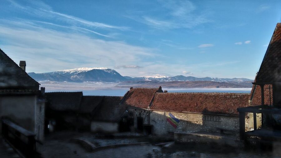 Brasov: Peles Castle, Bran Castle & Rasnov Fortress Day Tour - Râșnov Fortress: panoramic views without trying to do everything