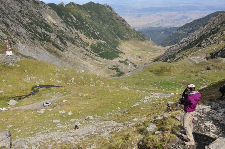 Brasov: Private Fagaras Mountains Trekking Tour - Vanatoarea lui Buteanu peak push, or a lake loop if conditions are tough
