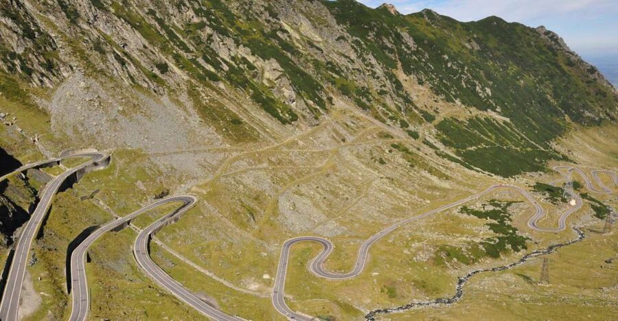 Brasov: Private Fagaras Mountains Trekking Tour - Guides on a private trek: pacing, route decisions, and real help
