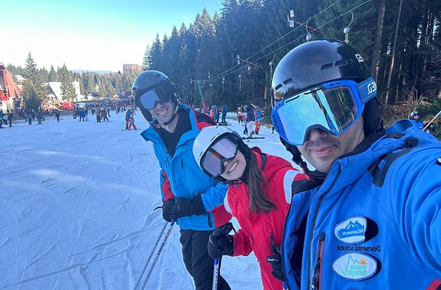 Brasov: Ski Lessons Day Trip For All Ages And Levels - The lesson part, 2 hours with a licensed instructor