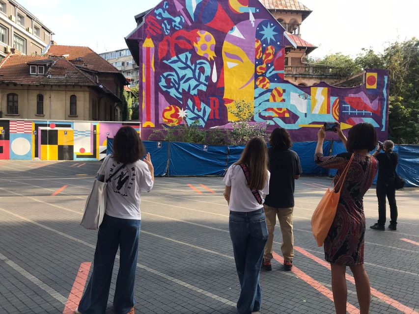 Bucharest: Alternative Sightseeing 2.5-3h-Hour Guided Tour - Finishing at Food Hood: keep the walk going, your way