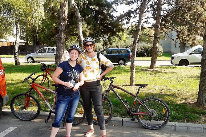 Bucharest by bike - How the guide turns history into bike-lane stories