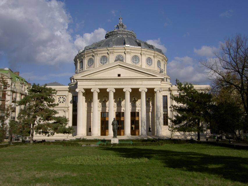 Bucharest: City Highlights Guided Walking Tour - Meeting at Hanu’ Lui Manuc: start point that actually makes sense