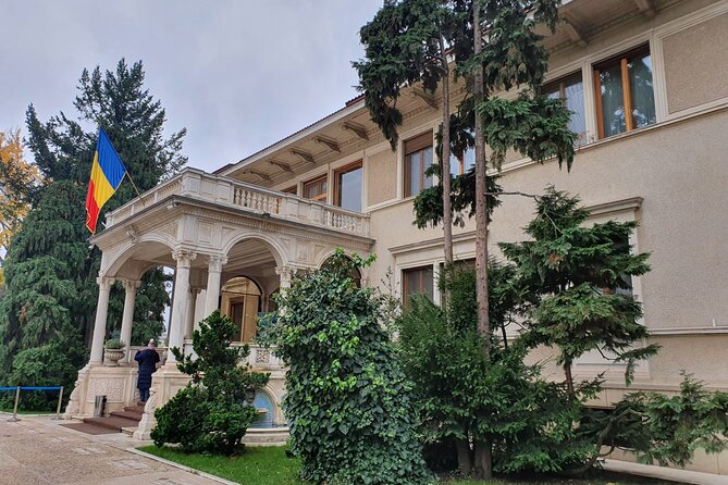 Bucharest City Tour 4 hours - Private Tour - Free Pick up and Drop off - National Village Museum: Romanian tradition and sustainable thinking
