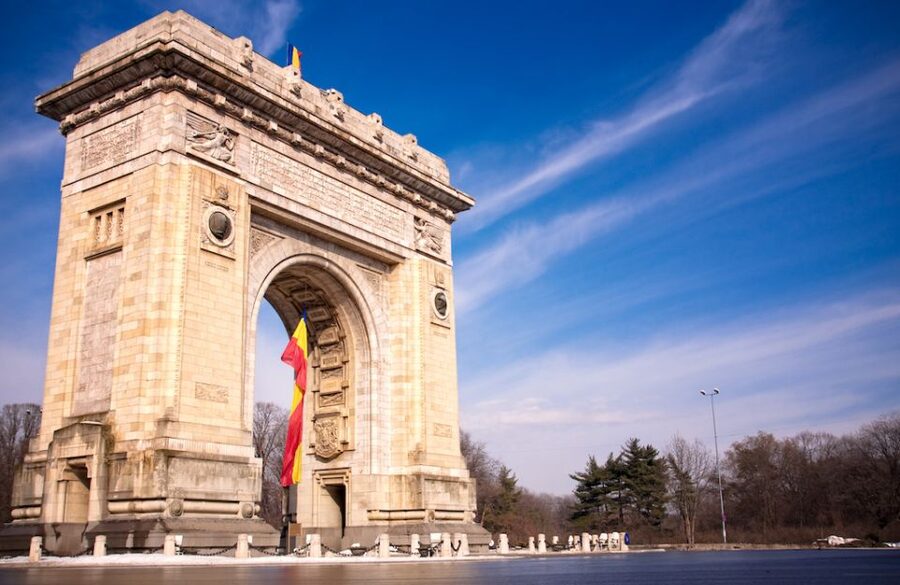 Bucharest City Tour with Village Museum - Key highlights