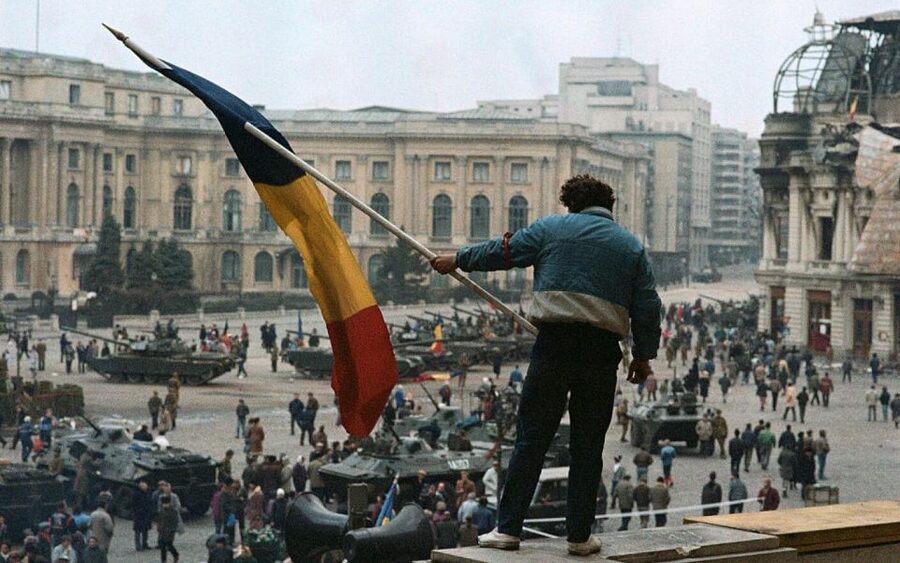 Bucharest Communism: From Lenin to Ceausescu - Starting on Bulevardul Unirii, where the regime aimed its big messages