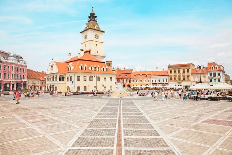 Bucharest: Dracula's Castle, Peleș Castle & Brașov Day Trip - Which traveler should book this day trip?