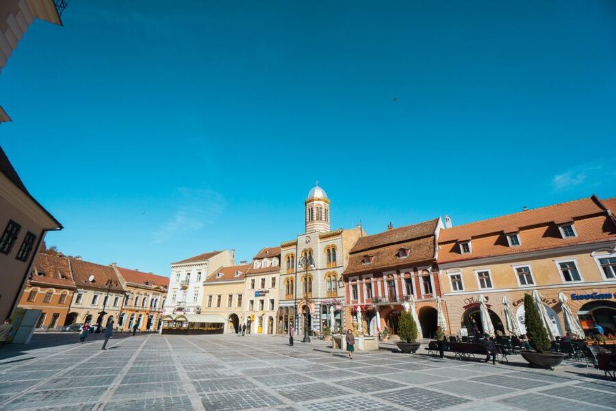 Bucharest: Dracula's Castle, Peles Castle, & Brasov Old Town - Key points to know before you go