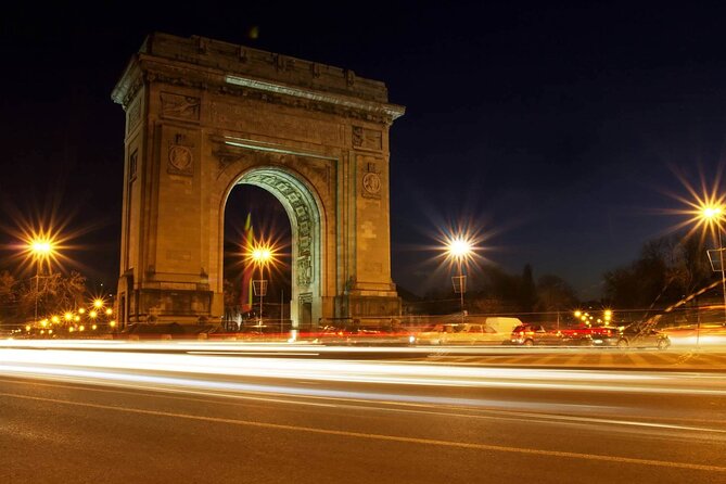 Bucharest Evening Tour and Traditional Dinner - 3 hours - University Square to the Triumph Arch: central Bucharest in quick snapshots