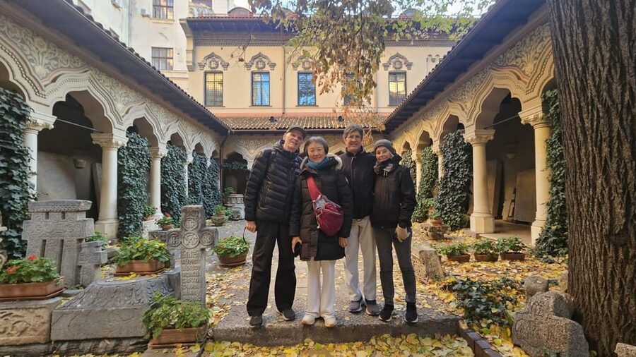 Bucharest: Guided Walking Tour with Romanian Snack - Why This 3-Hour Bucharest Walk Works So Well