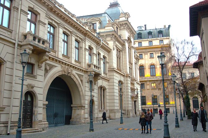 Bucharest in a nutshell - Half Day Private Walking Tour - Pace, walking comfort, and what you should bring for success