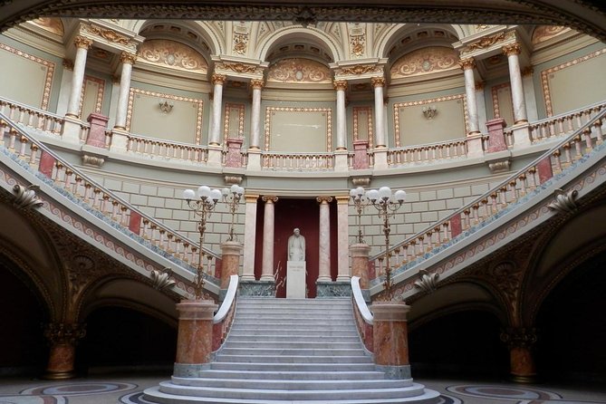 Bucharest Layover Tour (6 - Hour Private City Tour Between Flights) - Optional museum time when the clocks cooperate