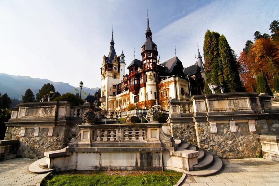 Bucharest: Peles Castle, Bran Castle, & Brasov Full-Day Tour - Brasov Walking Tour: Black Church, Strada Sforii, and City Wall Views