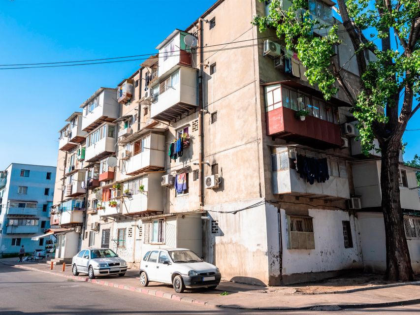 Bucharest: Private Three Neighborhoods Tour by Vintage Car - Cotroceni: Villas, Cotroceni Presidential Palace, and Photo-Friendly Stops