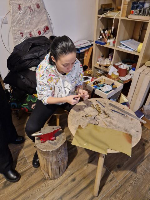 Bucharest: Real Roma Community - Crafting Workshop - FAQ