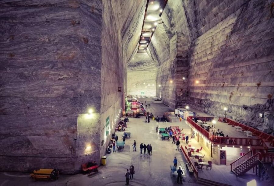 Bucharest: Slanic Salt Mine & Carpathian Mountains Day Tour - Lunch in Romania: plan around coverage and local timing