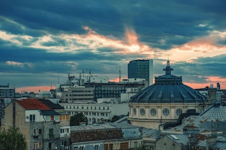 Bucharest : Street Art Walking Tour With A Guide - Starting at Calea Dorobanți 5-7, Then Letting the City Lead