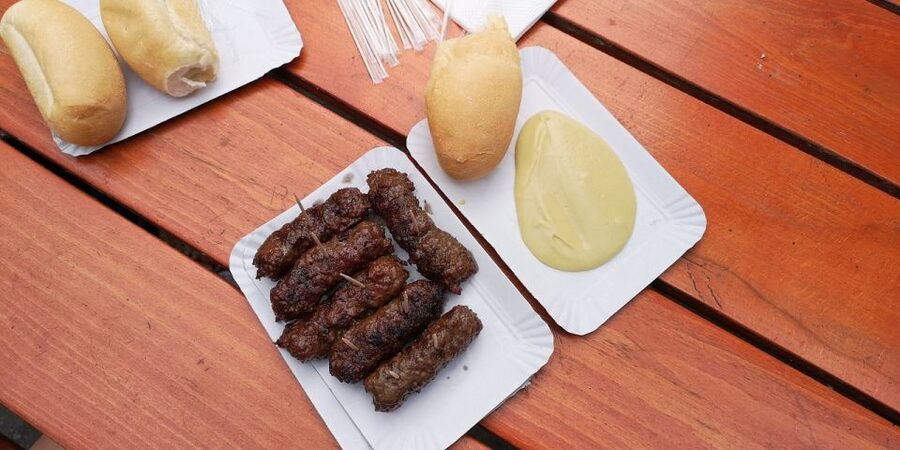 Bucharest: Street Food Tour with a Local Guide - A 4-hour tasting run through old and everyday Bucharest