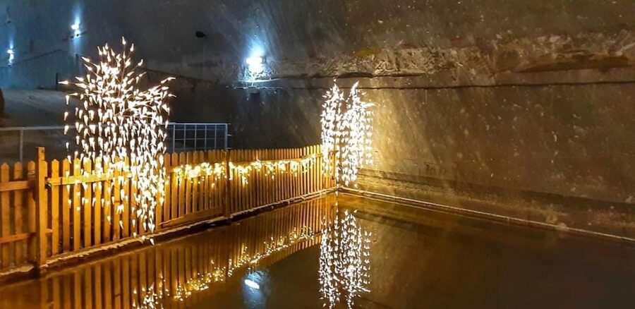 Bucharest: The Biggest Salt Mine in Europe & Wine Tasting - What the sommelier actually changes about the tasting