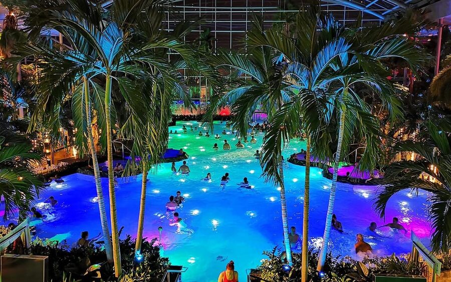 Bucharest: Therme Bucharest Spa Day with Luxury Transfer - A simple game plan for your 3.5 hours