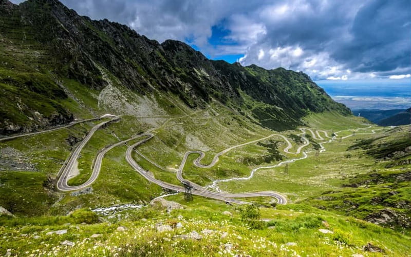 Bucharest: Transfagarasan Road - Small Group max 7 Tourists - Small group logistics from University Square, plus time to reset