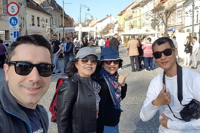 Bucharest Unveiled: A Private Walking Journey - What a private walking tour changes for you