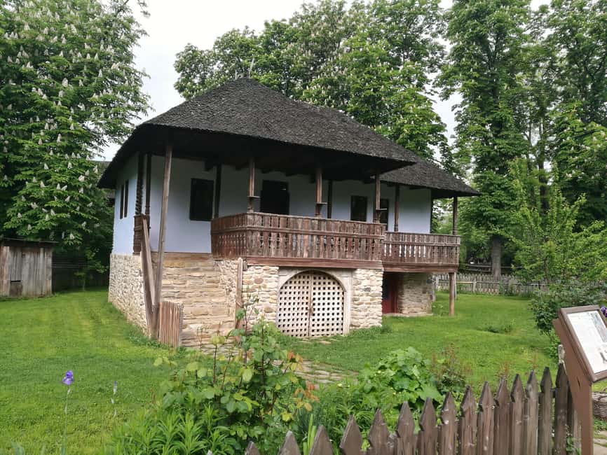 Bucharest: Village Museum Guided Tour - What you’ll actually see: 123 settlements, 363 monuments, 50,000 artifacts