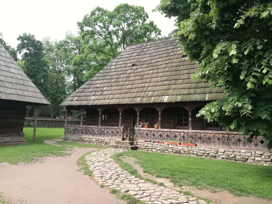 Bucharest: Village Museum Guided Tour - Rules that affect your comfort: what to follow during the tour