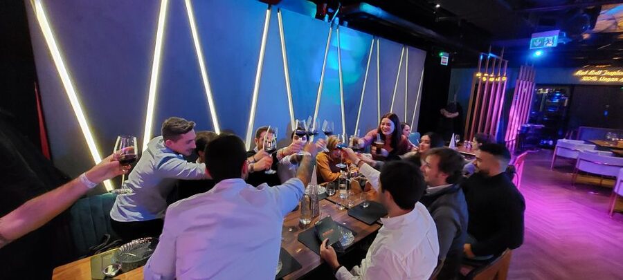 Bucharest: VIP Dining, Limo ride & Clubbing - The Limo Ride: Bluetooth Music and Sparkling Wine Intermission