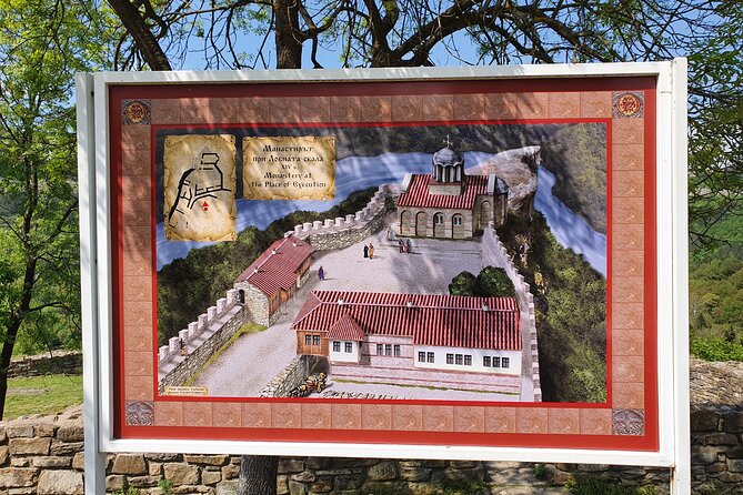 Bulgaria Day Trip - Private Tour from Bucharest - Veliko Tarnavo & Arbanasi - Food and drinks: plan for what is not included