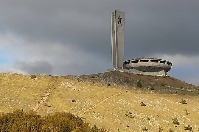 Buzludzha Monument and Tsarevets Fortress in Bulgaria Private - Who should book this private Bulgaria day trip