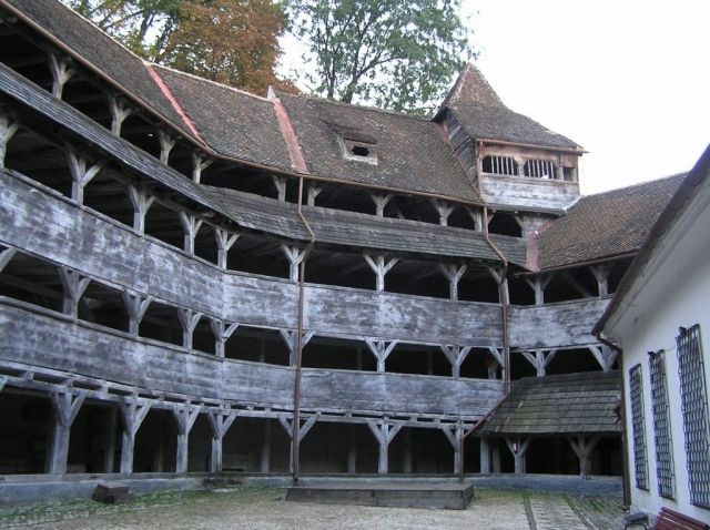 BV01 - City Tour Brasov in English: Secrets of Kronstadt - From Kronstadt to Brașov: The Teutonic Knights Begin the Story