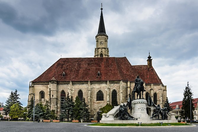 Cluj-Napoca Walking City Tour - Meeting at Carolina Obelisk and getting your bearings fast