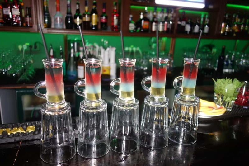 Cluj-Napoca: Weekend Pub Crawl - The locals angle: drinking together, not just following a route